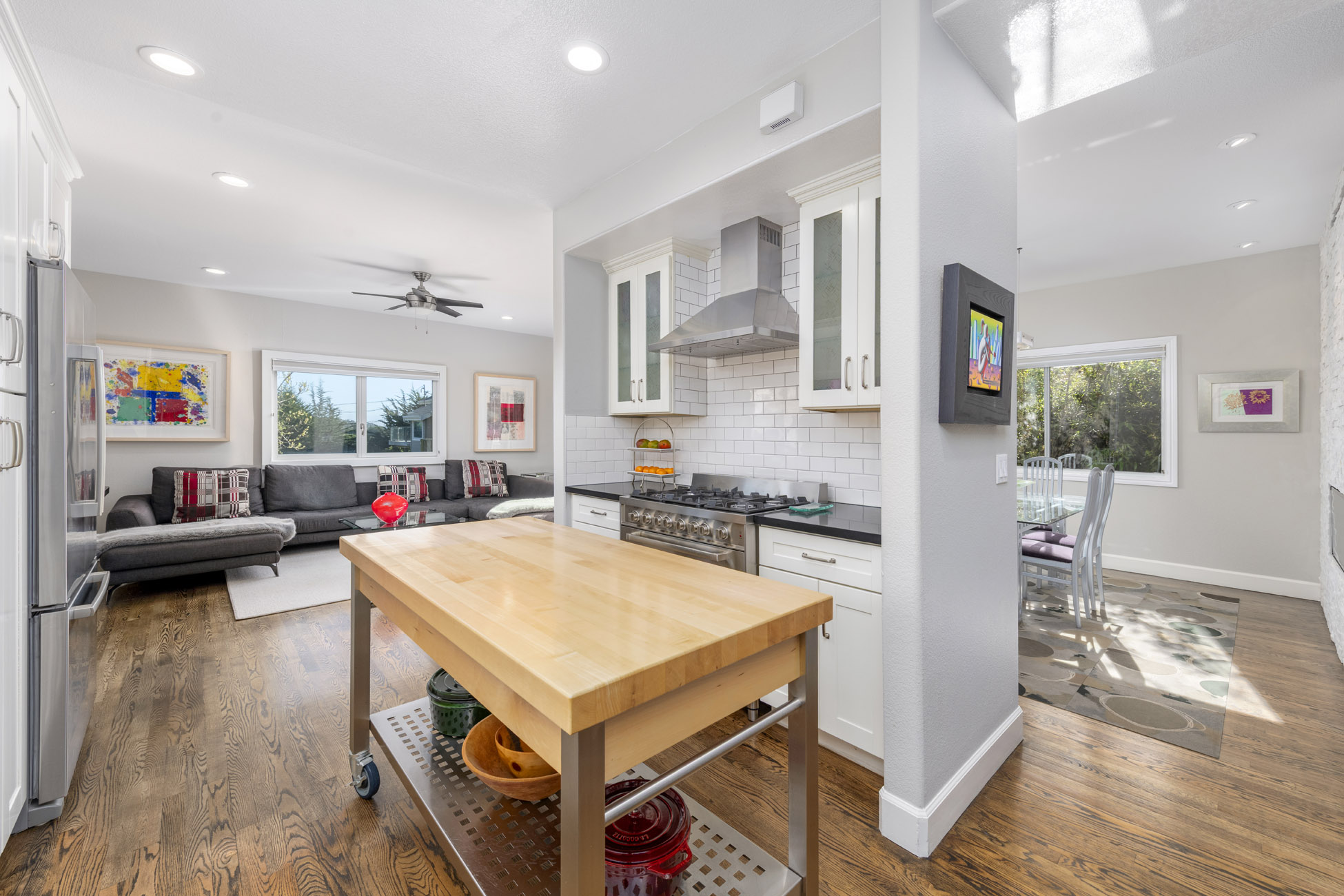 548 Hermosa Ave