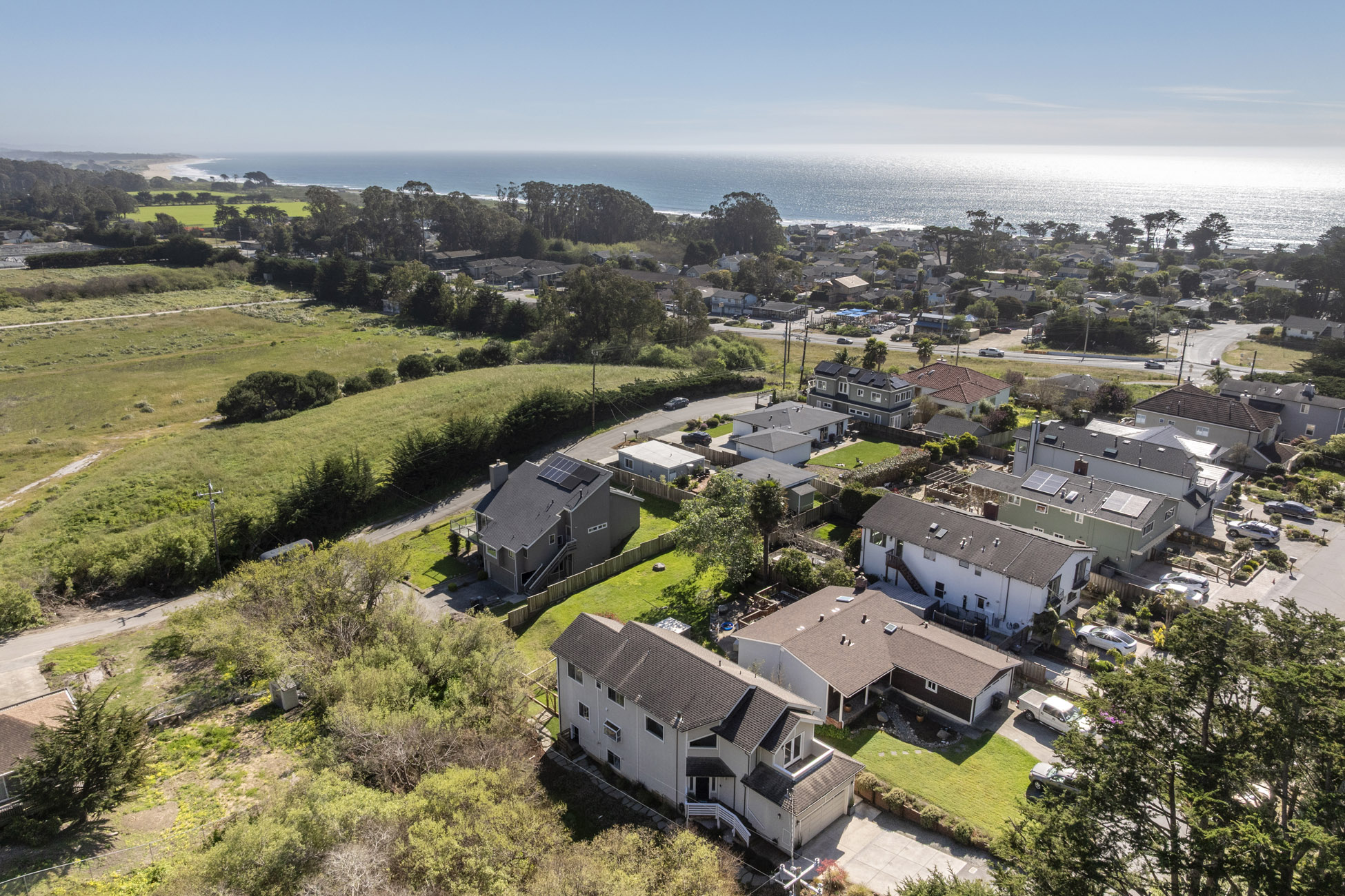 548 Hermosa Ave